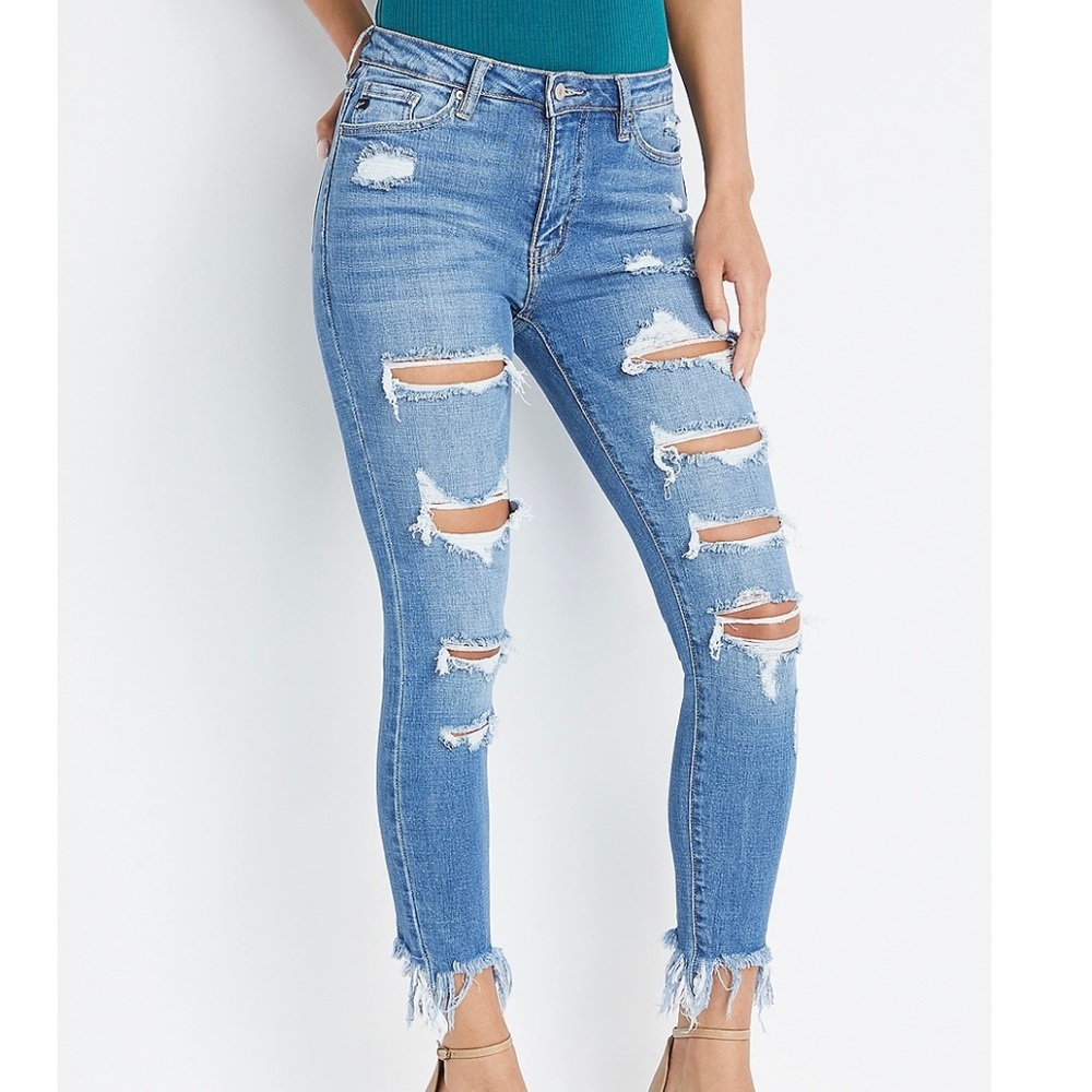 KanCan Sz 29 Skinny High Rise Ripped Jeans
